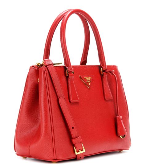 prada women's bags